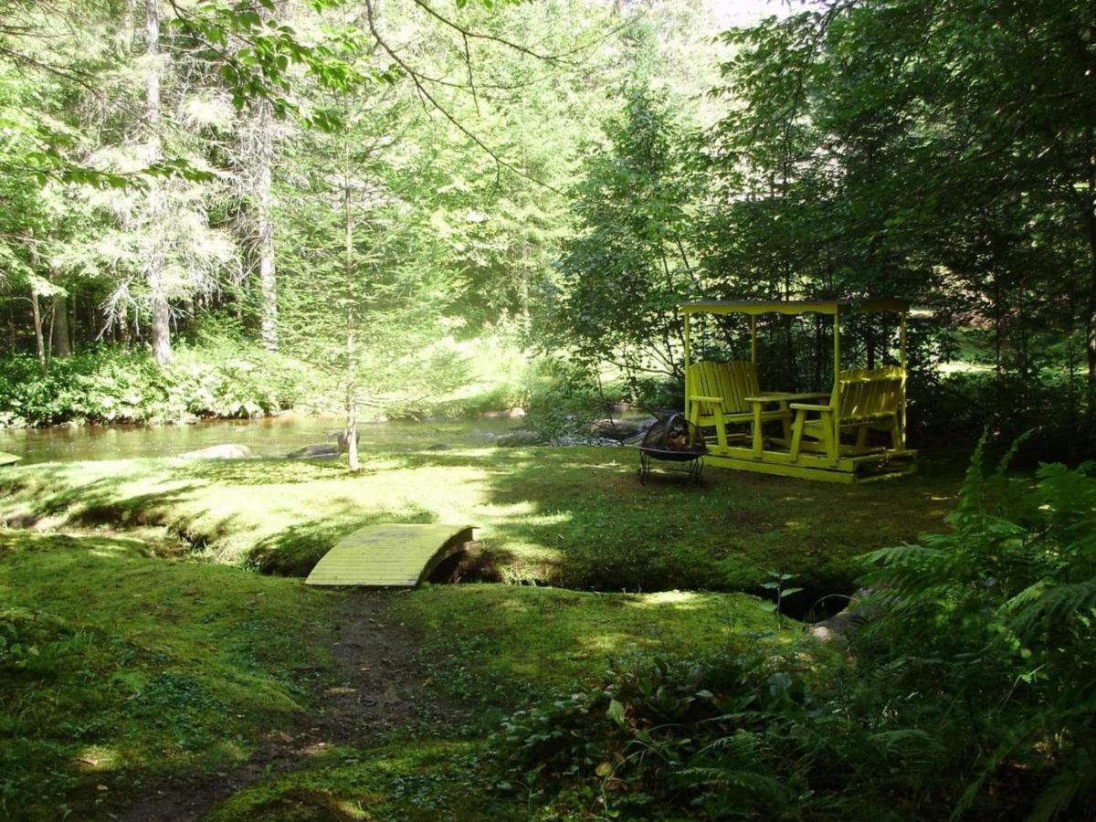 Lac-Superieur ラ プティ ドゥセール Bed & Breakfast エクステリア 写真