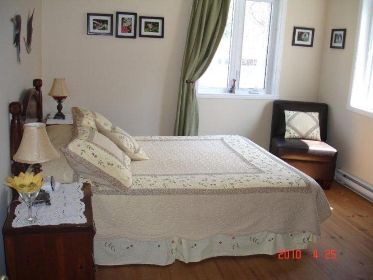 Lac-Superieur ラ プティ ドゥセール Bed & Breakfast エクステリア 写真