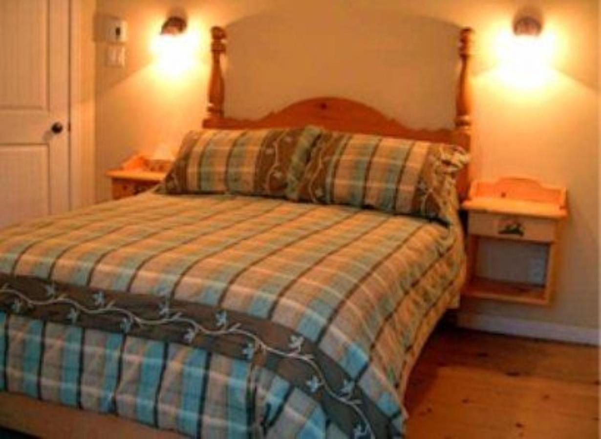 Lac-Superieur ラ プティ ドゥセール Bed & Breakfast エクステリア 写真
