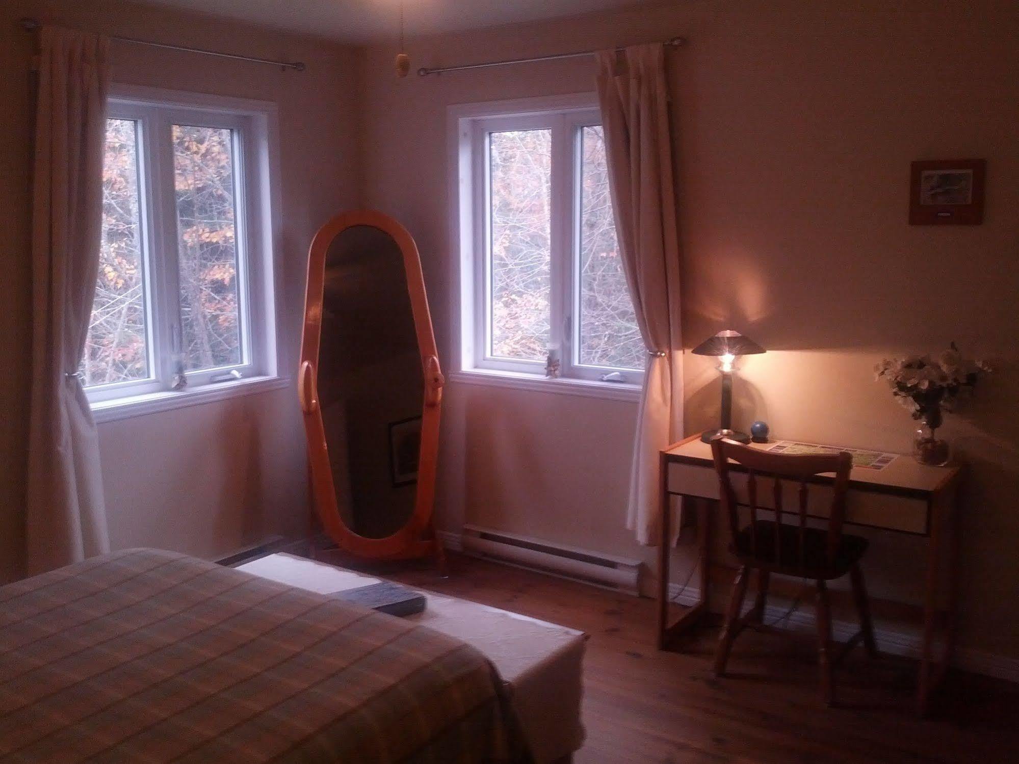 Lac-Superieur ラ プティ ドゥセール Bed & Breakfast エクステリア 写真